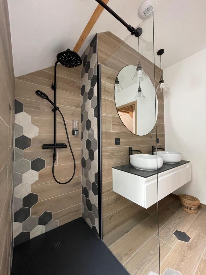 Chambres D'Hotes Les Chambres D'Elsa Albiez-Montrond Eksteriør bilde