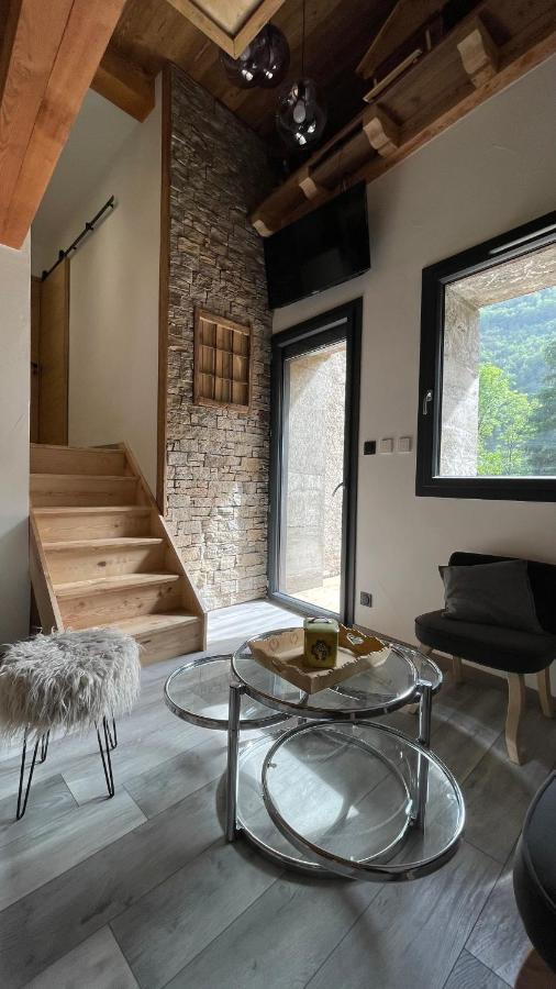 Chambres D'Hotes Les Chambres D'Elsa Albiez-Montrond Eksteriør bilde