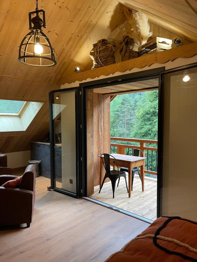 Chambres D'Hotes Les Chambres D'Elsa Albiez-Montrond Eksteriør bilde